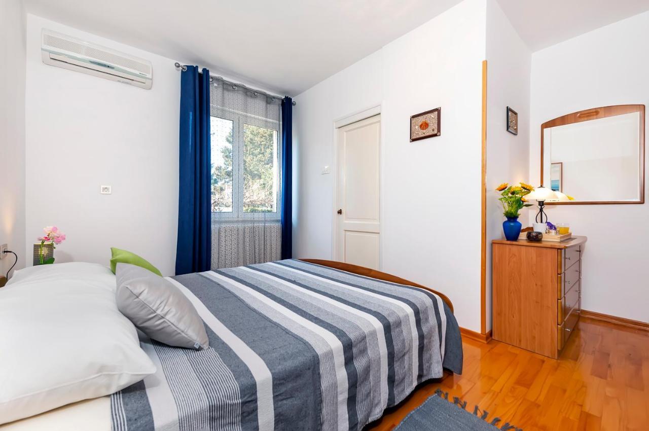 Apartment & Rooms Graciela Rovinj Bagian luar foto