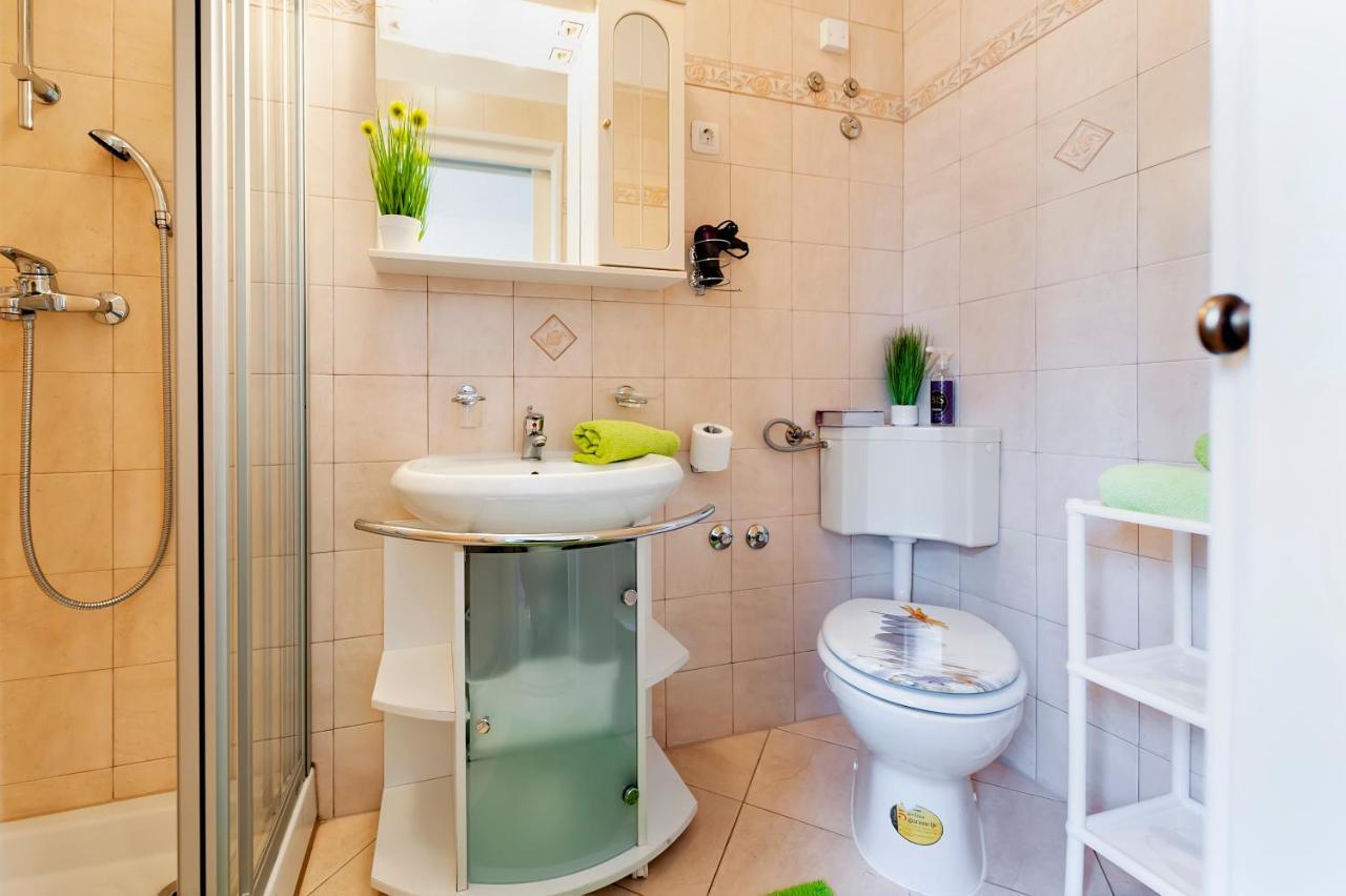 Apartment & Rooms Graciela Rovinj Bagian luar foto
