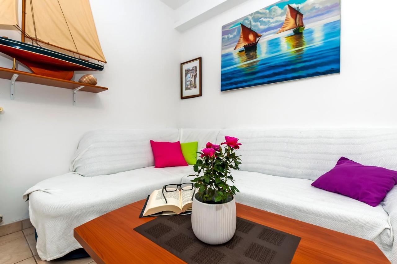 Apartment & Rooms Graciela Rovinj Bagian luar foto